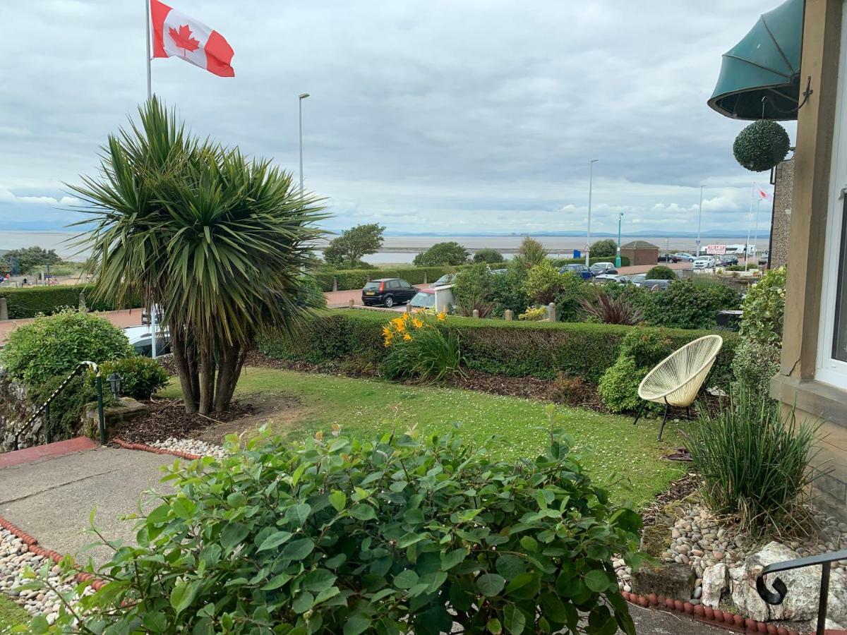 Hotel Savoy à Fleetwood Extérieur photo